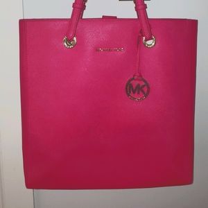 Jet Set Travel Raspberry Pink Saffiano